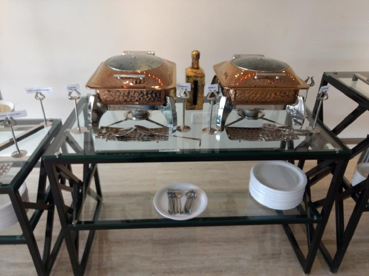 Vivid A Boutique Hotel Tiruchirappalli Exteriör bild