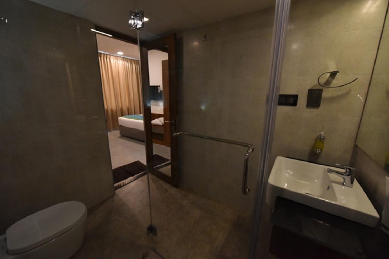 Vivid A Boutique Hotel Tiruchirappalli Exteriör bild