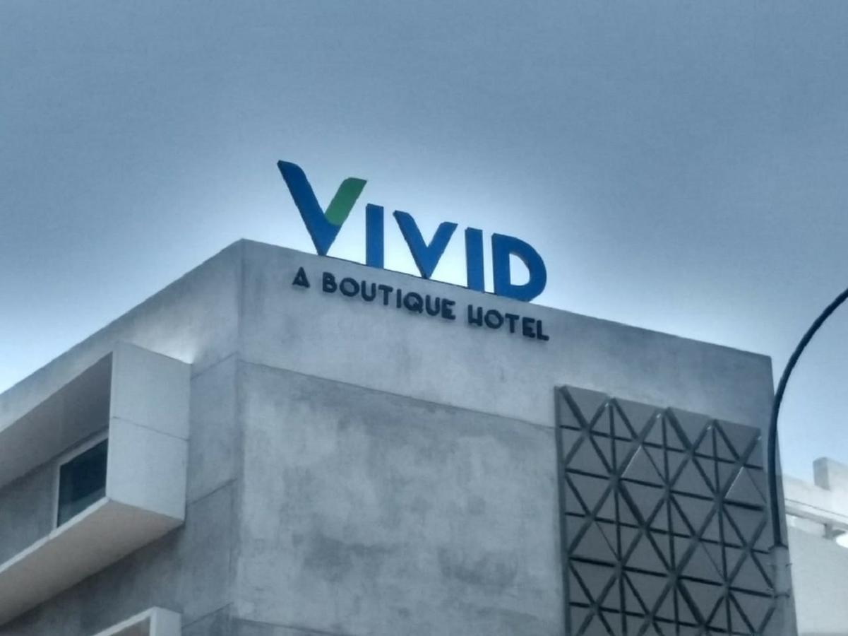 Vivid A Boutique Hotel Tiruchirappalli Exteriör bild