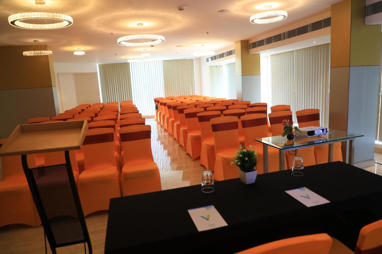 Vivid A Boutique Hotel Tiruchirappalli Exteriör bild